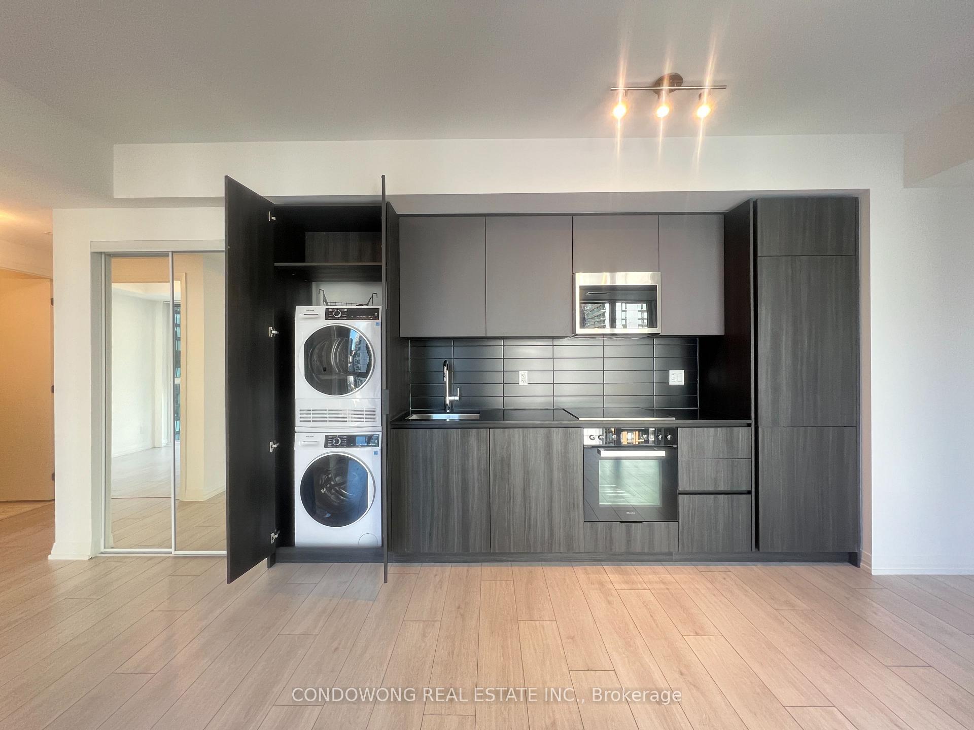 Photo 12 of Unit 1606, 400 King Street W, Toronto, Waterfront Communities — HOMEH