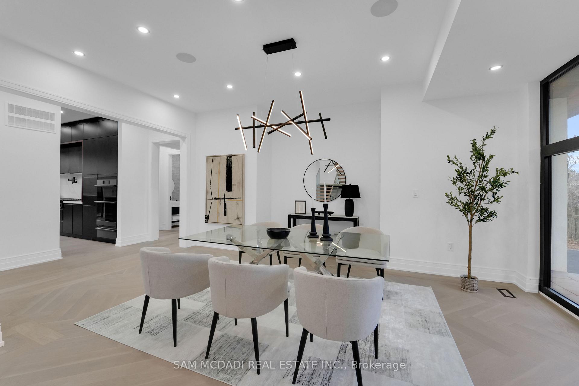 Photo 14 of 468 Saville Crescent, Oakville, West — HOMEH