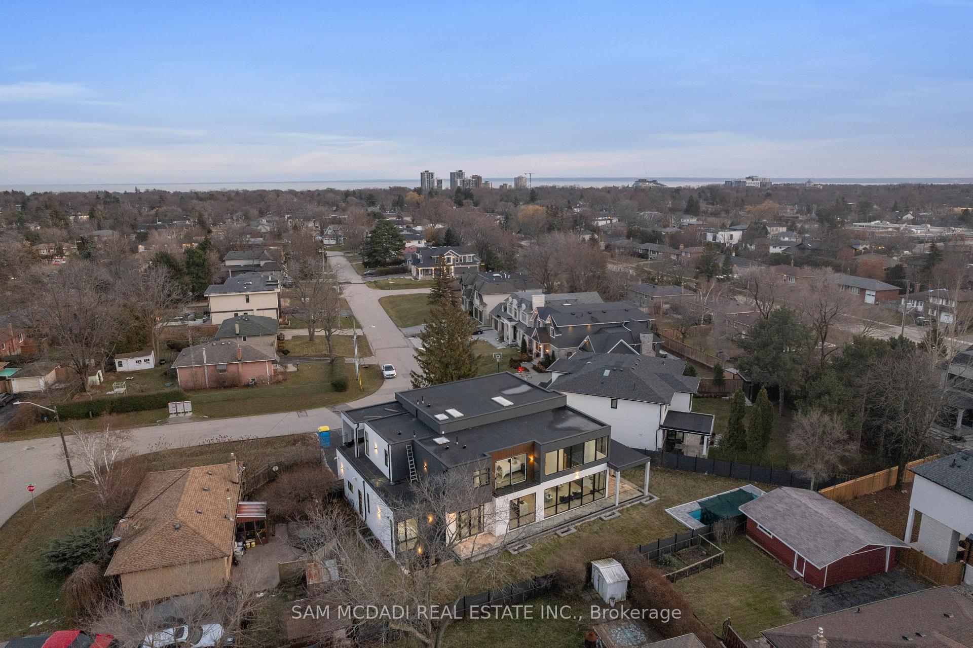 Photo 49 of 468 Saville Crescent, Oakville, West — HOMEH
