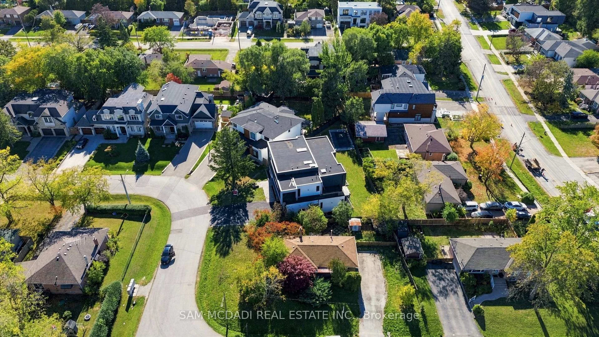 Photo 50 of 468 Saville Crescent, Oakville, West — HOMEH