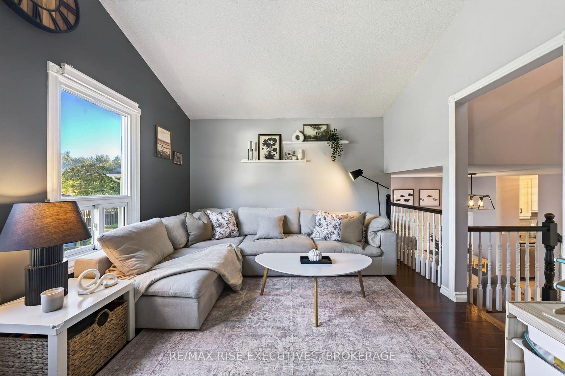 Photo 10 of 1032 Lombardy Street, Kingston, South of Taylor-Kidd Blvd — HOMEH