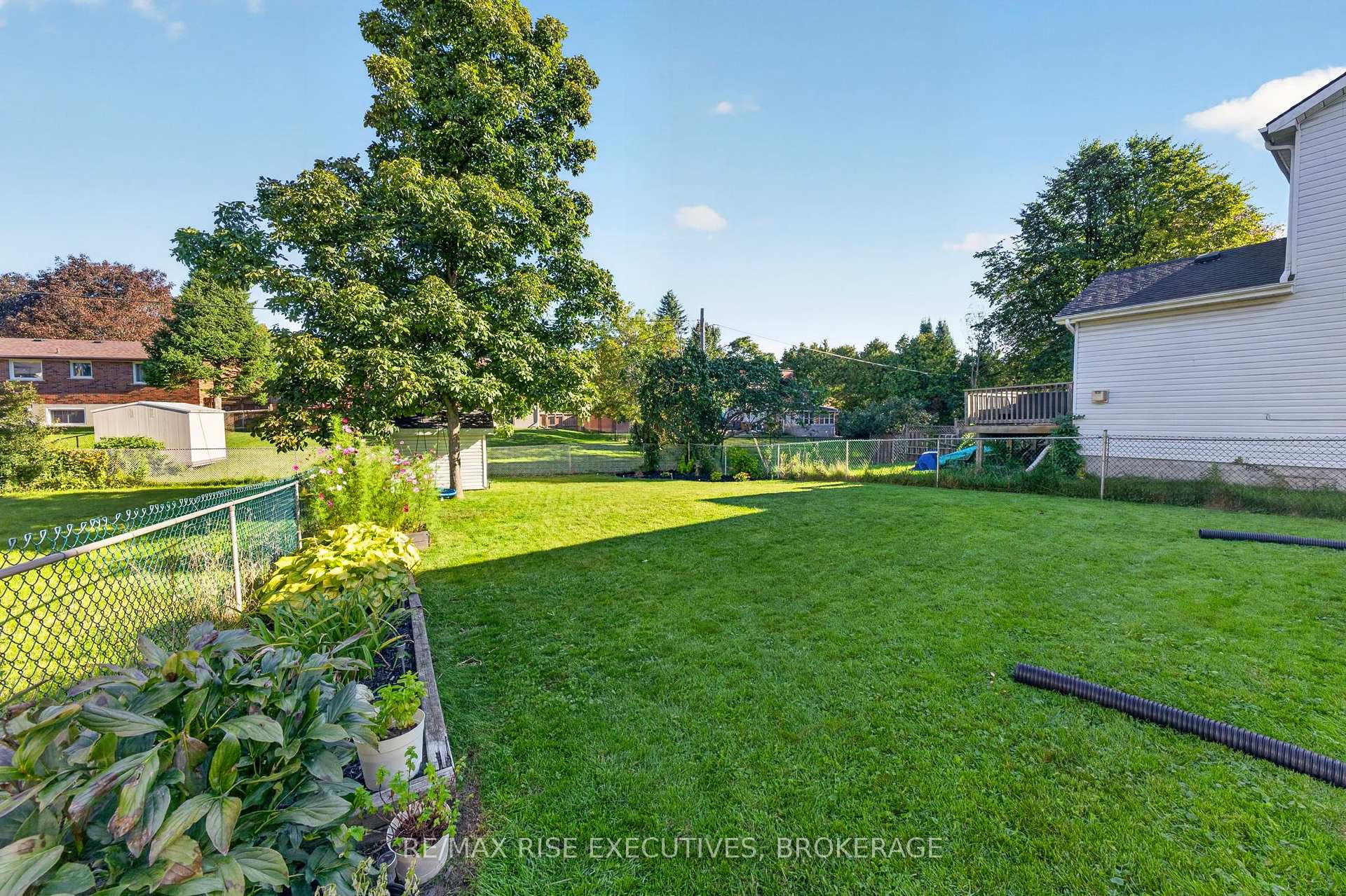 Photo 24 of 1032 Lombardy Street, Kingston, South of Taylor-Kidd Blvd — HOMEH