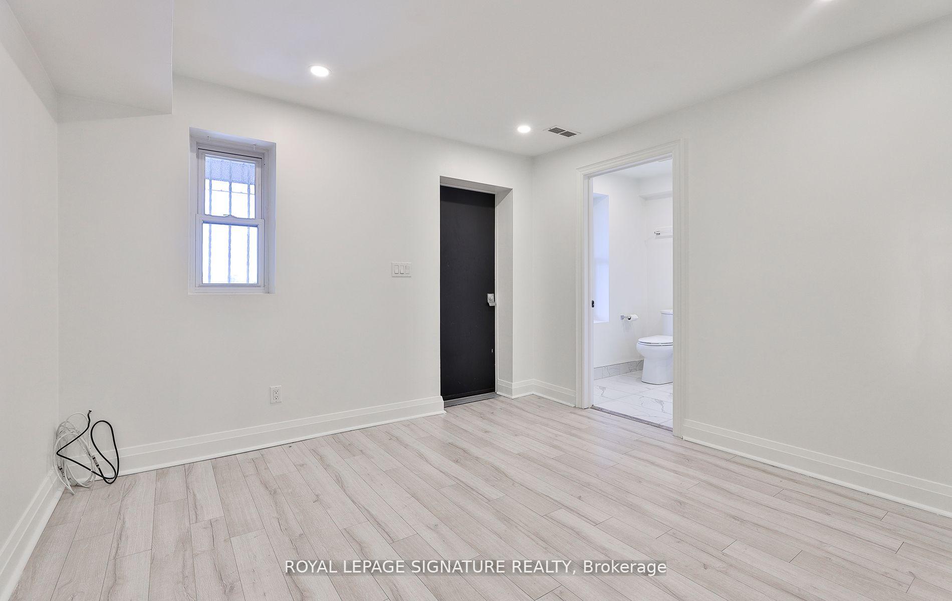 Photo 11 of Unit 3rd Lvl, 995 Bloor Street W, Toronto, Dufferin Grove — HOMEH