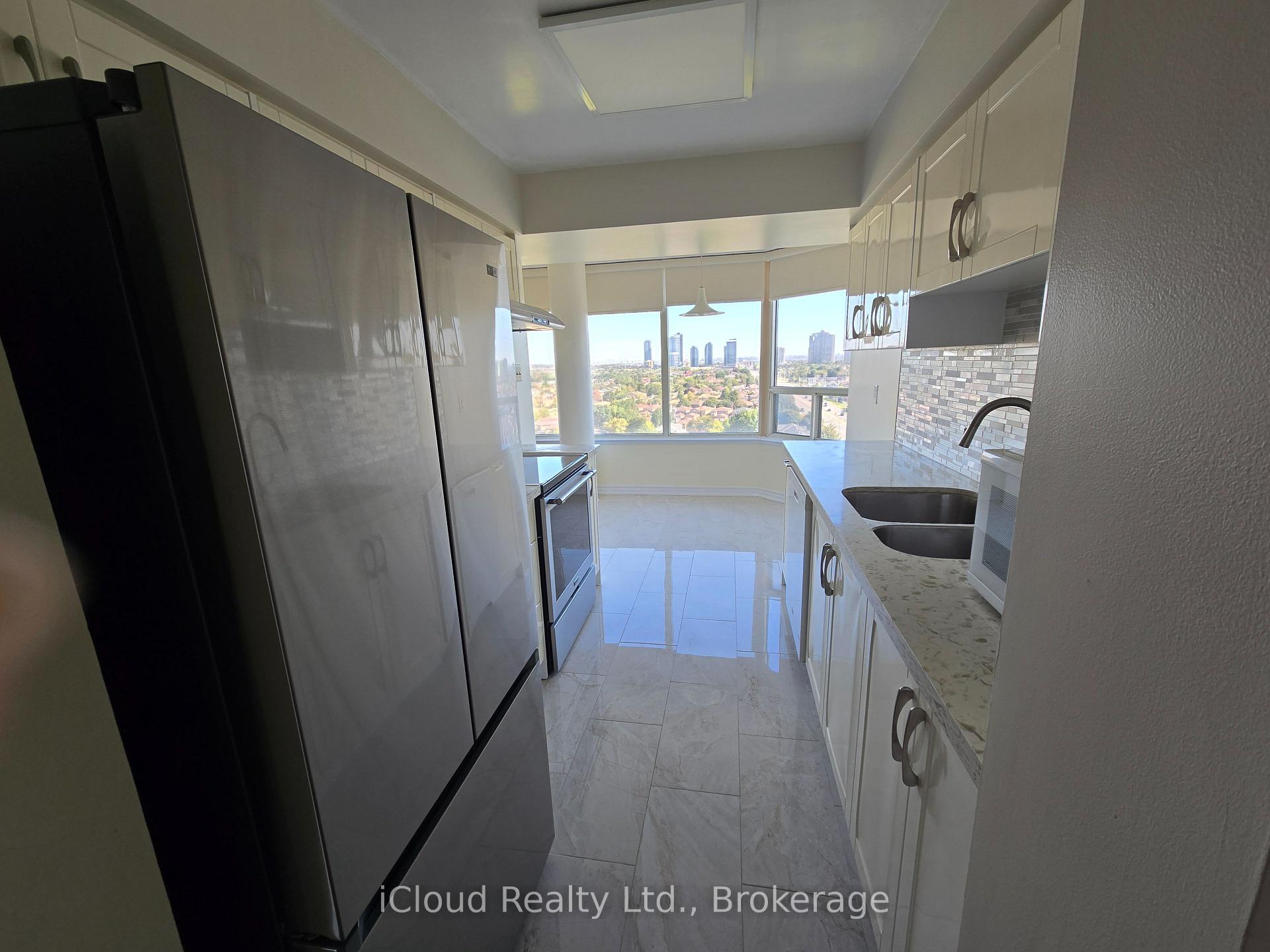Photo 2 of Unit 1407, 700 Constellation Drive, Mississauga, Hurontario — HOMEH