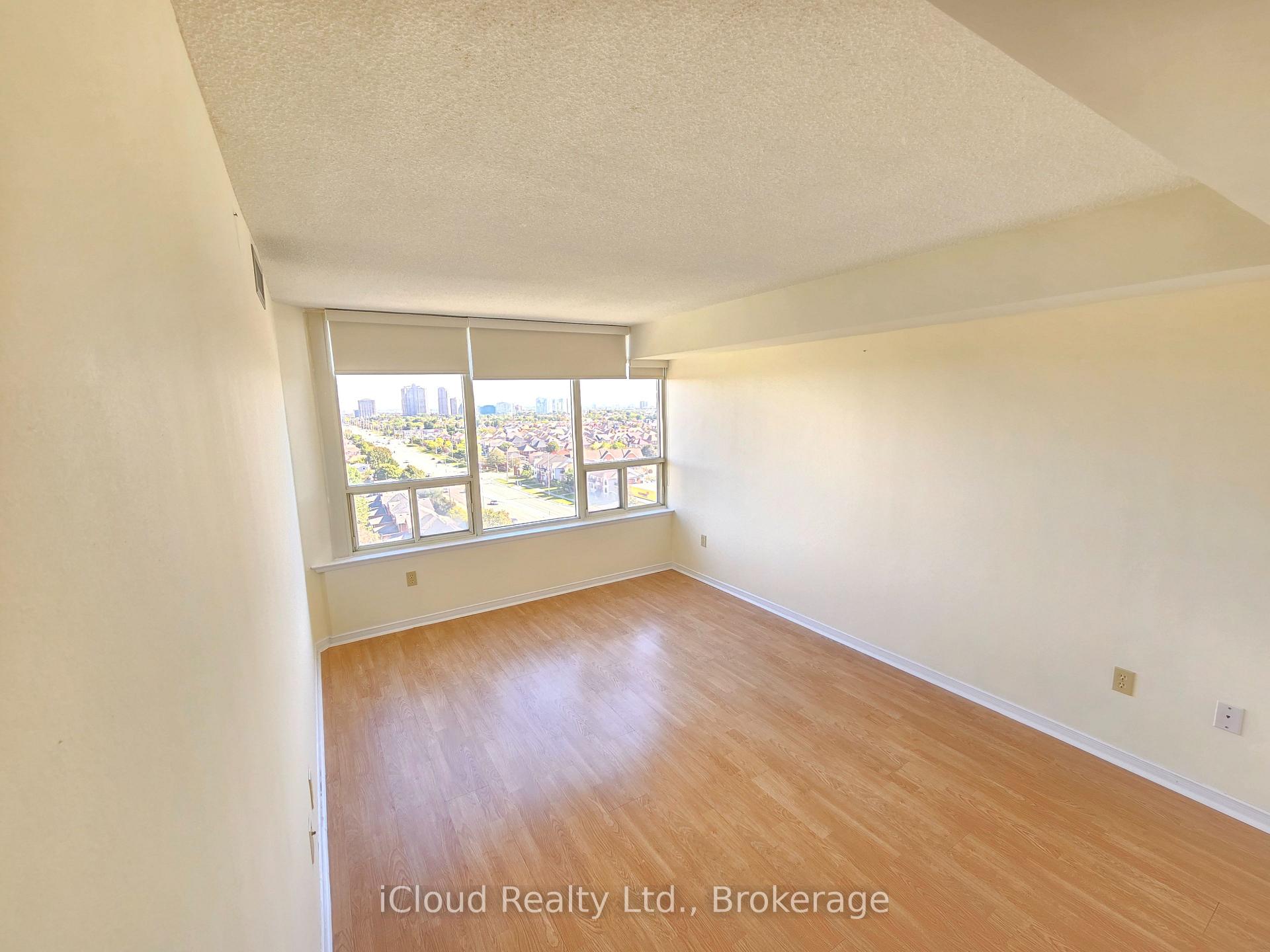 Photo 8 of Unit 1407, 700 Constellation Drive, Mississauga, Hurontario — HOMEH