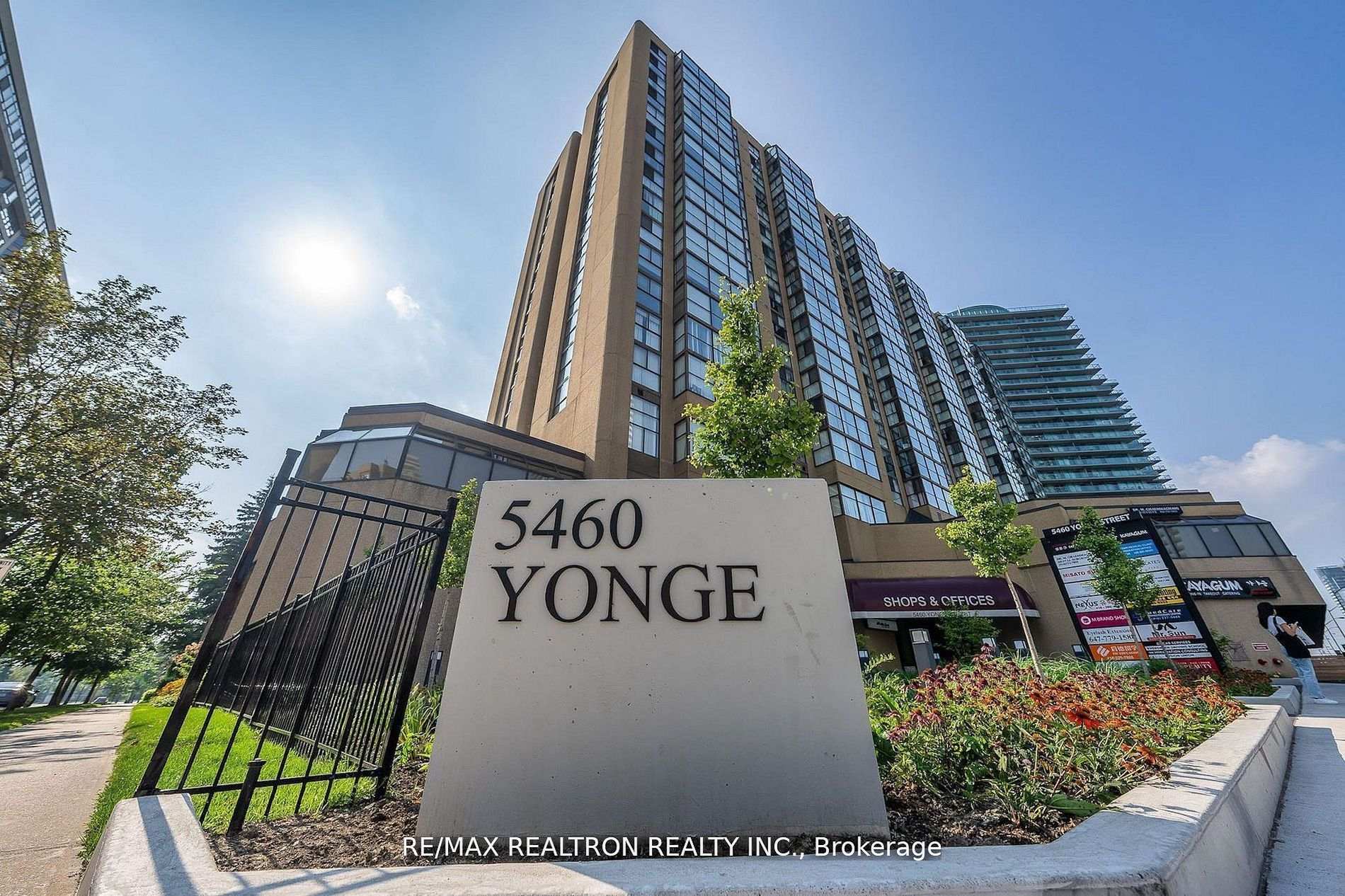 Front of Unit 611, 5460 Yonge Street