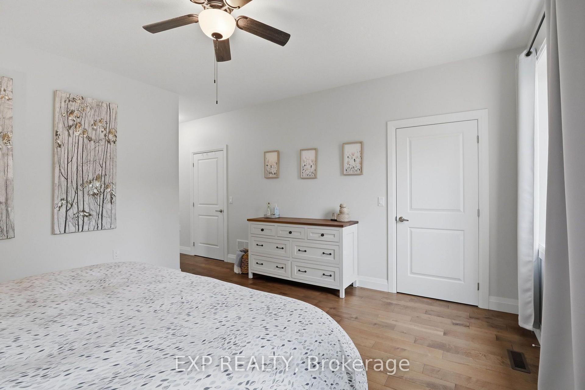 Photo 18 of 541 Bennett Crescent, Strathroy-Caradoc, Mount Brydges — HOMEH