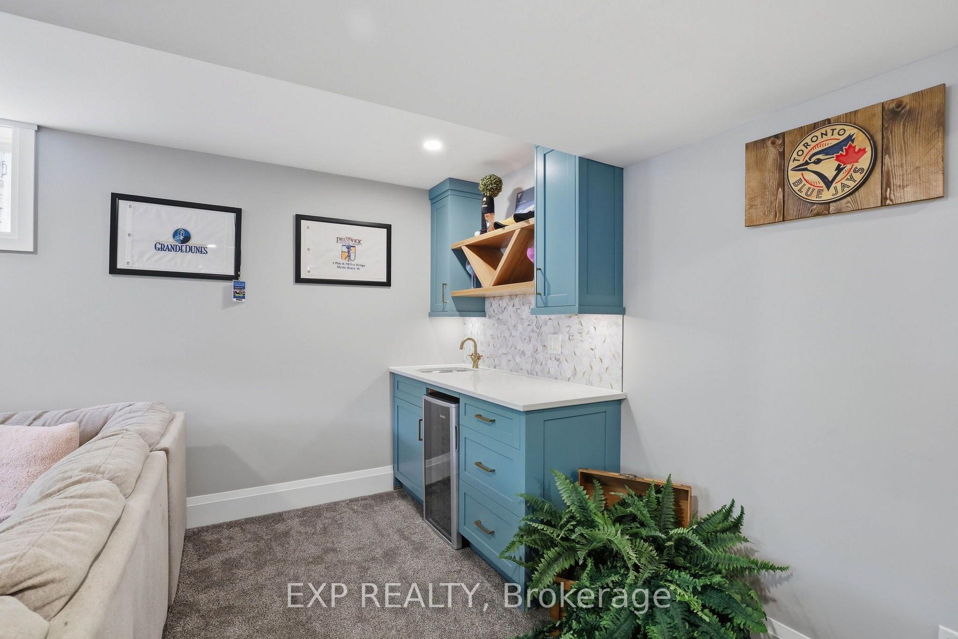 Photo 33 of 541 Bennett Crescent, Strathroy-Caradoc, Mount Brydges — HOMEH