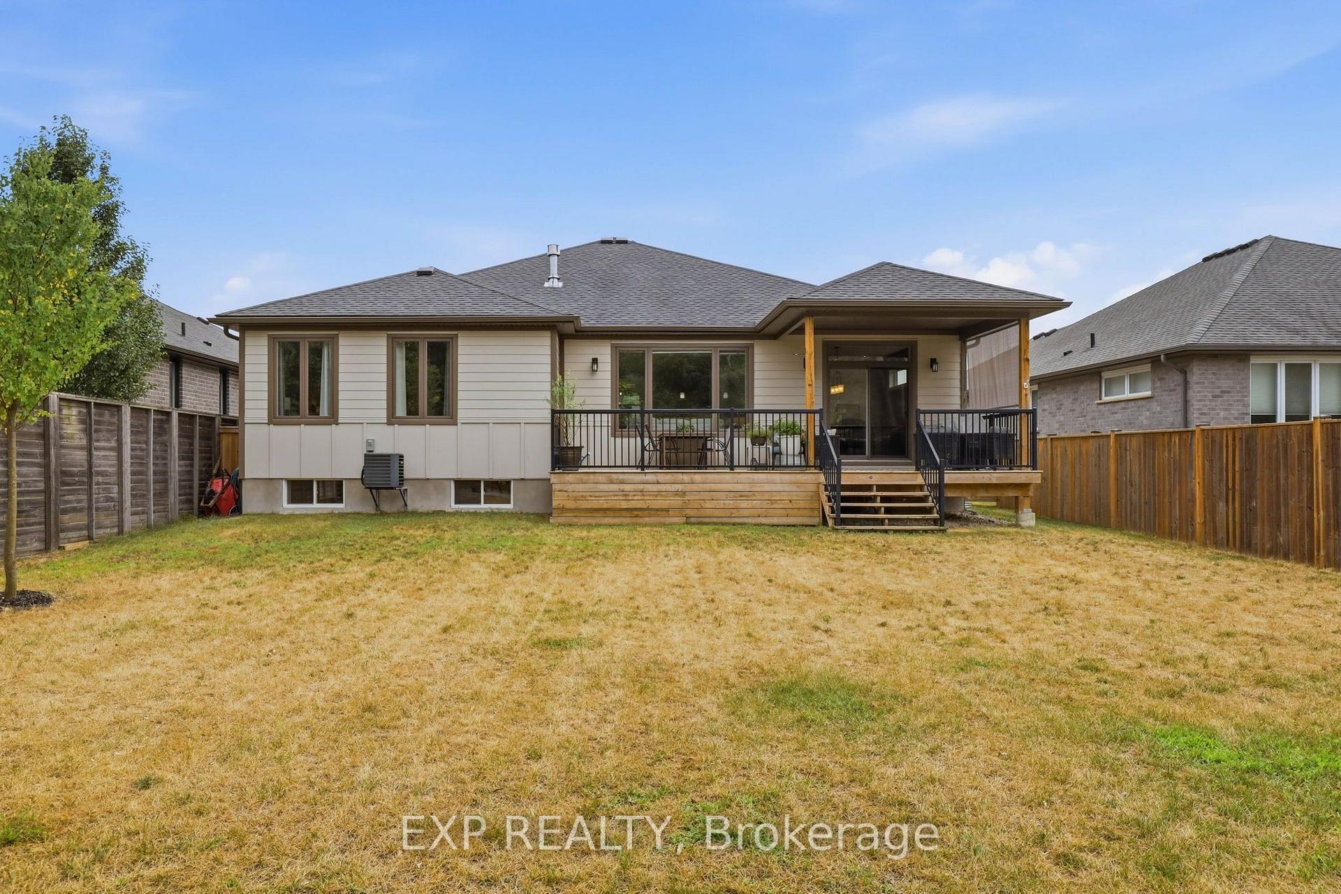Photo 45 of 541 Bennett Crescent, Strathroy-Caradoc, Mount Brydges — HOMEH