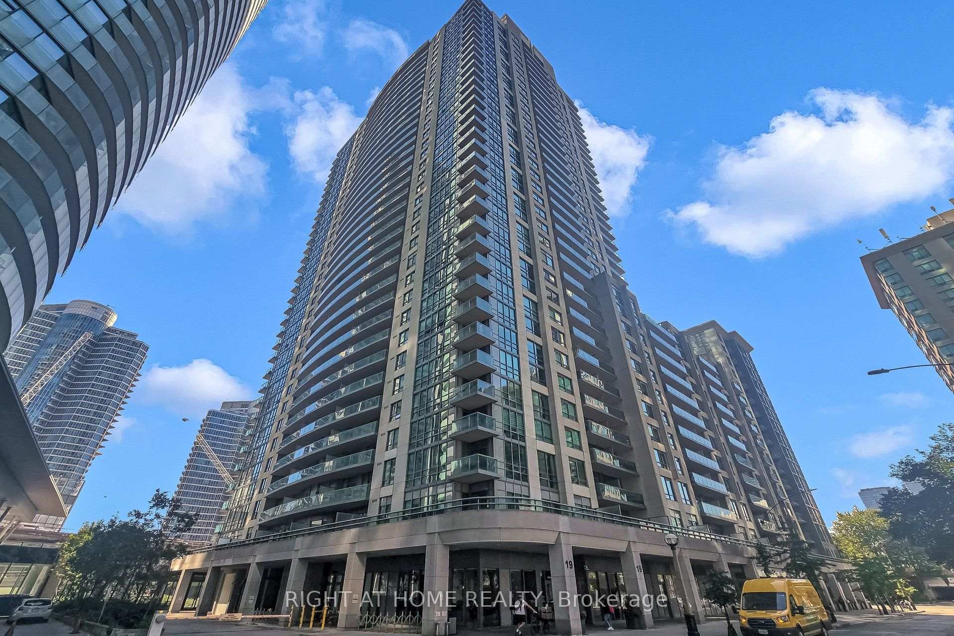 Photo 1 of Unit 712, 19 Grand Trunk Crescent, Toronto, Waterfront Communities — HOMEH