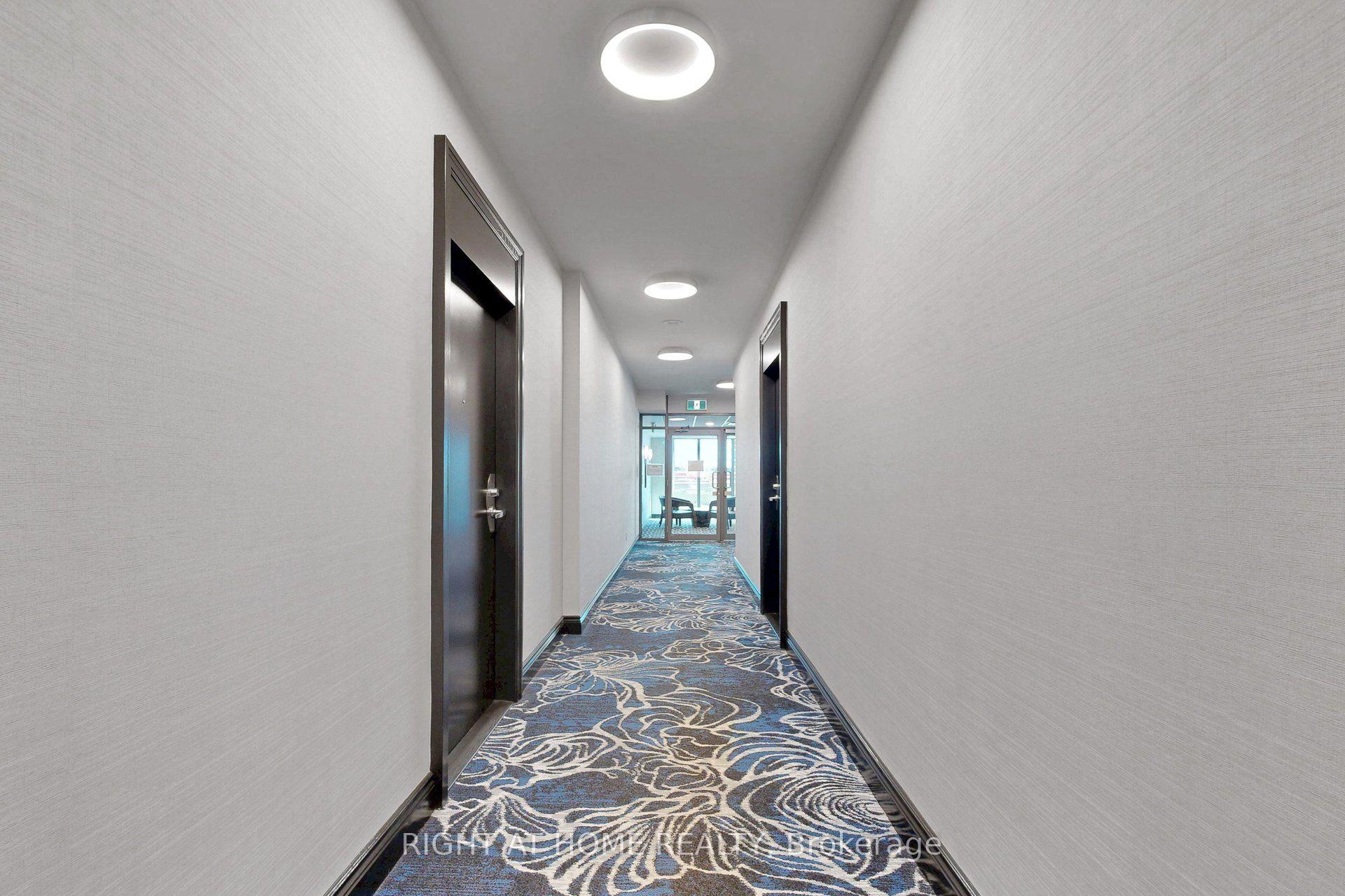 Photo 6 of Unit 712, 19 Grand Trunk Crescent, Toronto, Waterfront Communities — HOMEH