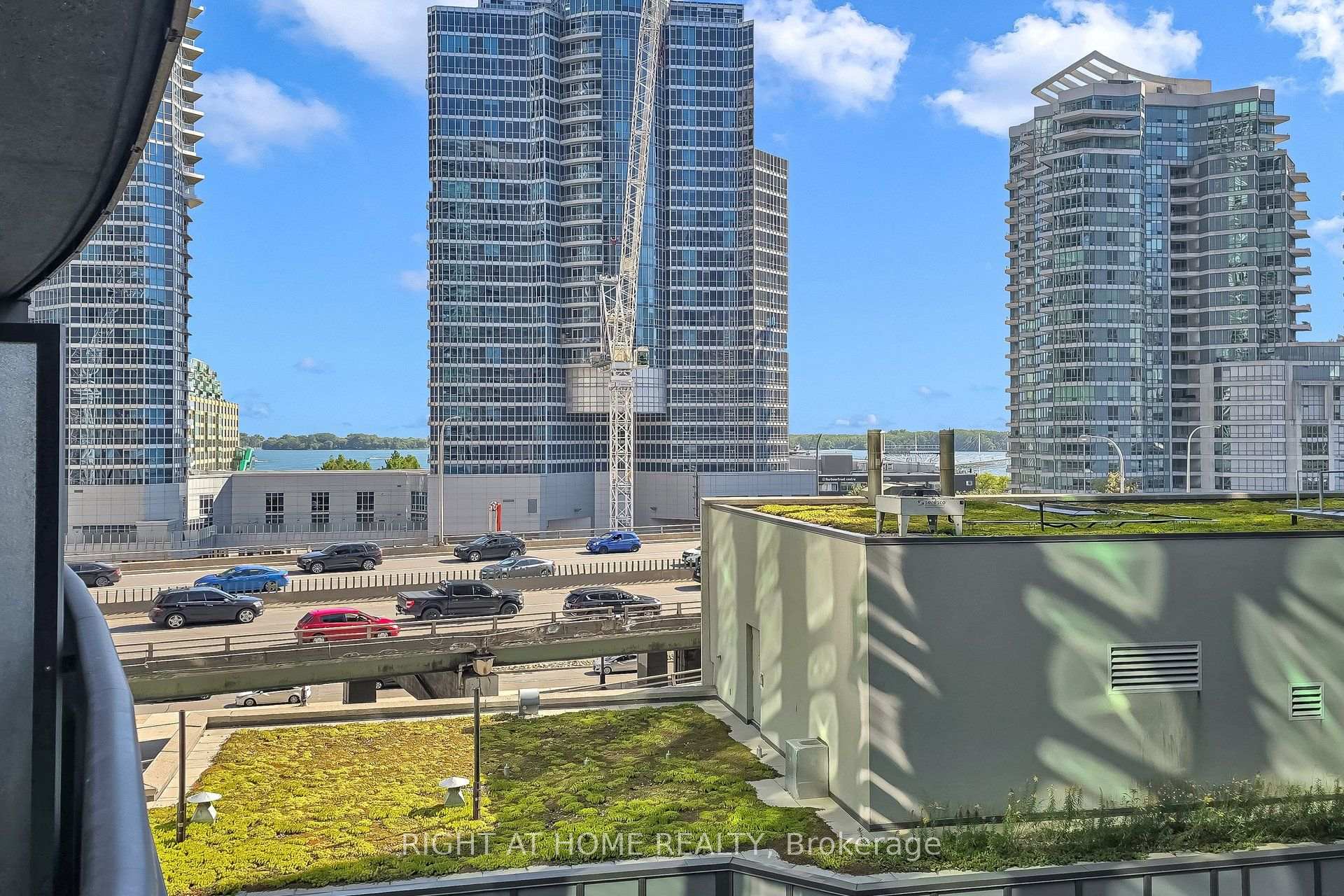 Photo 33 of Unit 712, 19 Grand Trunk Crescent, Toronto, Waterfront Communities — HOMEH
