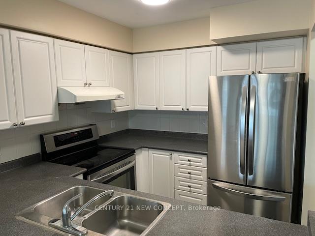 Photo 4 of Unit 809, 33 Empress Avenue, North York, Willowdale East — HOMEH