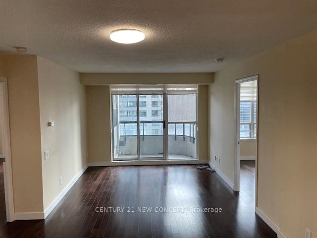 Photo 10 of Unit 809, 33 Empress Avenue, North York, Willowdale East — HOMEH