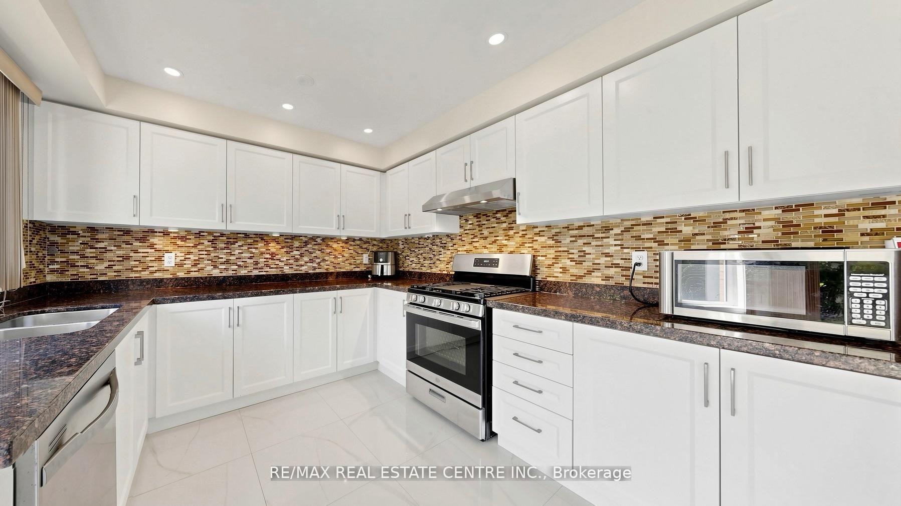 Photo 32 of 5937 Summerside Drive, Mississauga, Churchill Meadows — HOMEH
