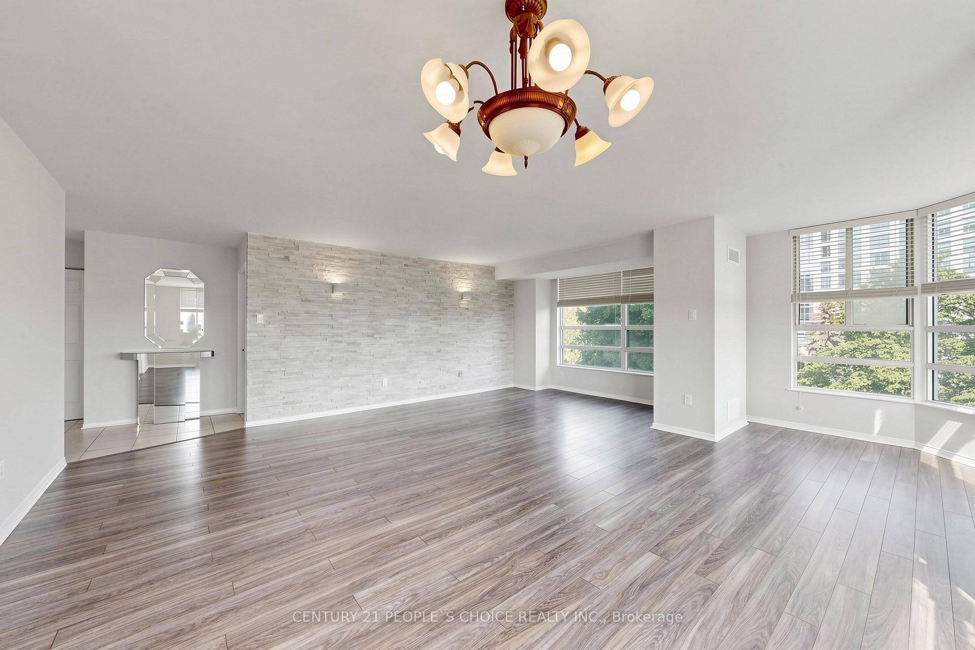 Photo 13 of Unit 413, 7805 Bayview Avenue, Markham, Aileen-Willowbrook — HOMEH