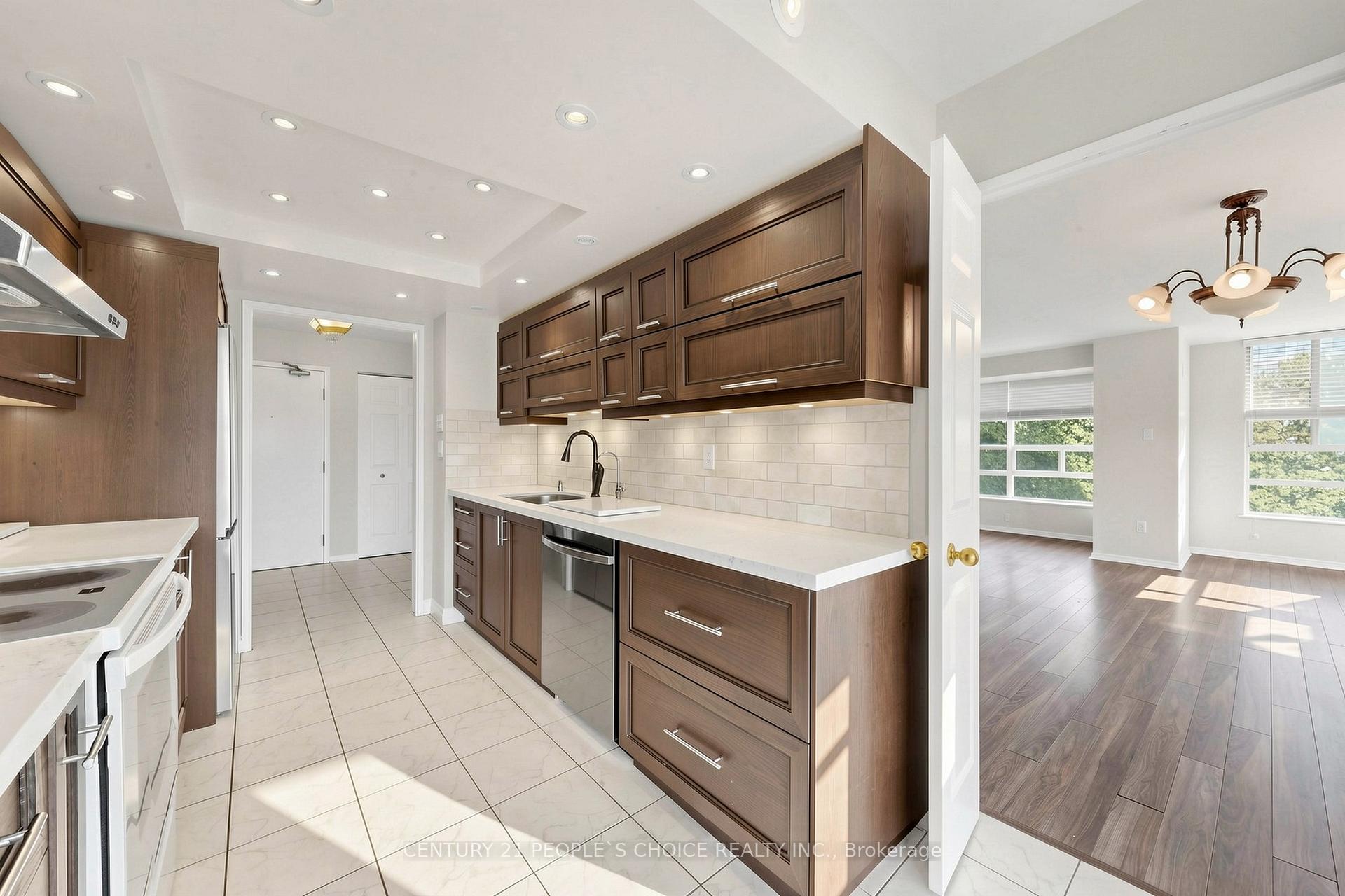 Photo 18 of Unit 413, 7805 Bayview Avenue, Markham, Aileen-Willowbrook — HOMEH
