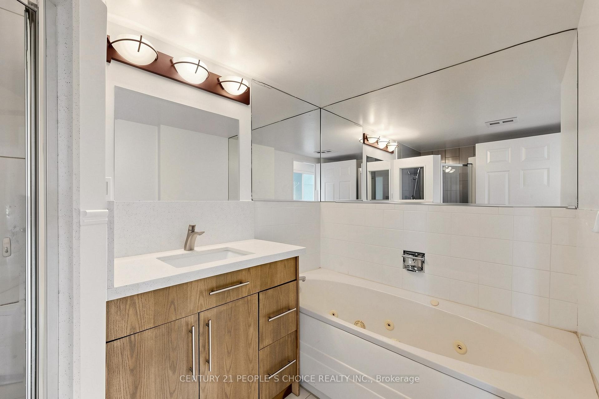 Photo 27 of Unit 413, 7805 Bayview Avenue, Markham, Aileen-Willowbrook — HOMEH