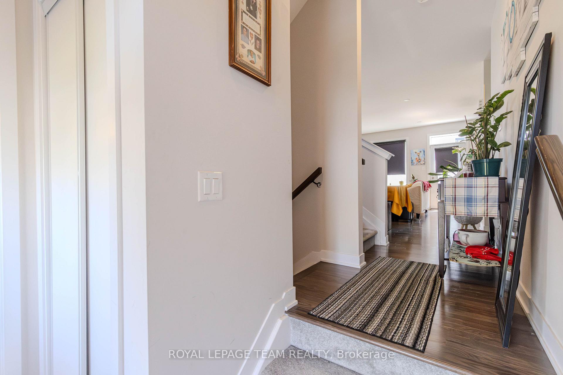 Photo 6 of 408 Epoch Street, Ottawa, Barrhaven - Half Moon Bay — HOMEH