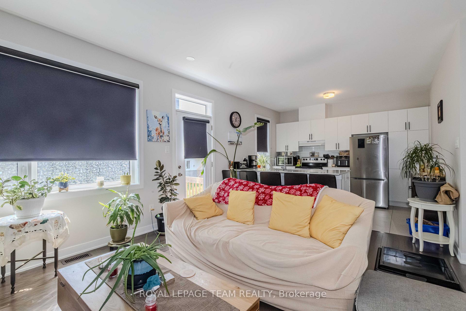 Photo 19 of 408 Epoch Street, Ottawa, Barrhaven - Half Moon Bay — HOMEH
