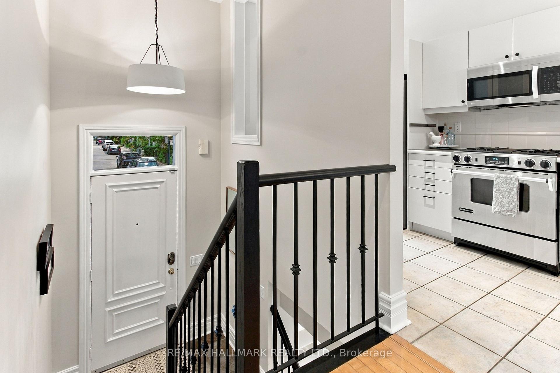 Photo 3 of 23 Macphail Avenue, Toronto, Broadview North — HOMEH
