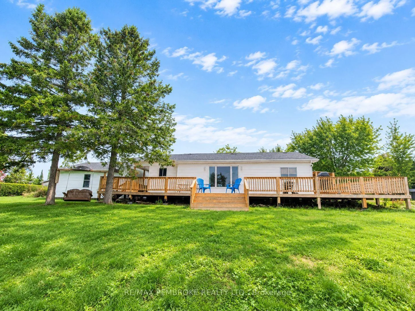 Photo of 2066 La Passe Road