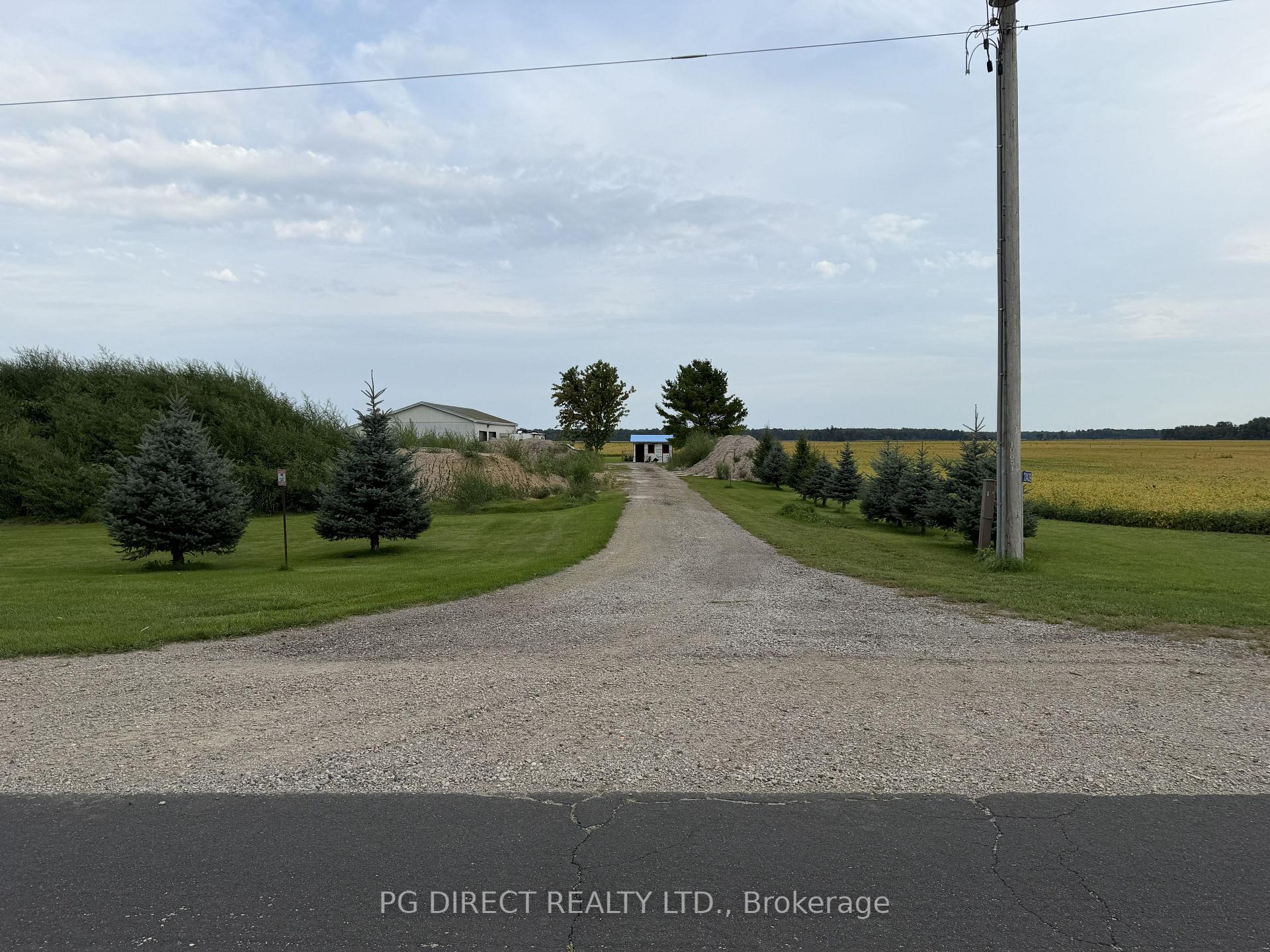 Photo 2 of 20439 McMillan Line, West Elgin, Rural West Elgin — HOMEH