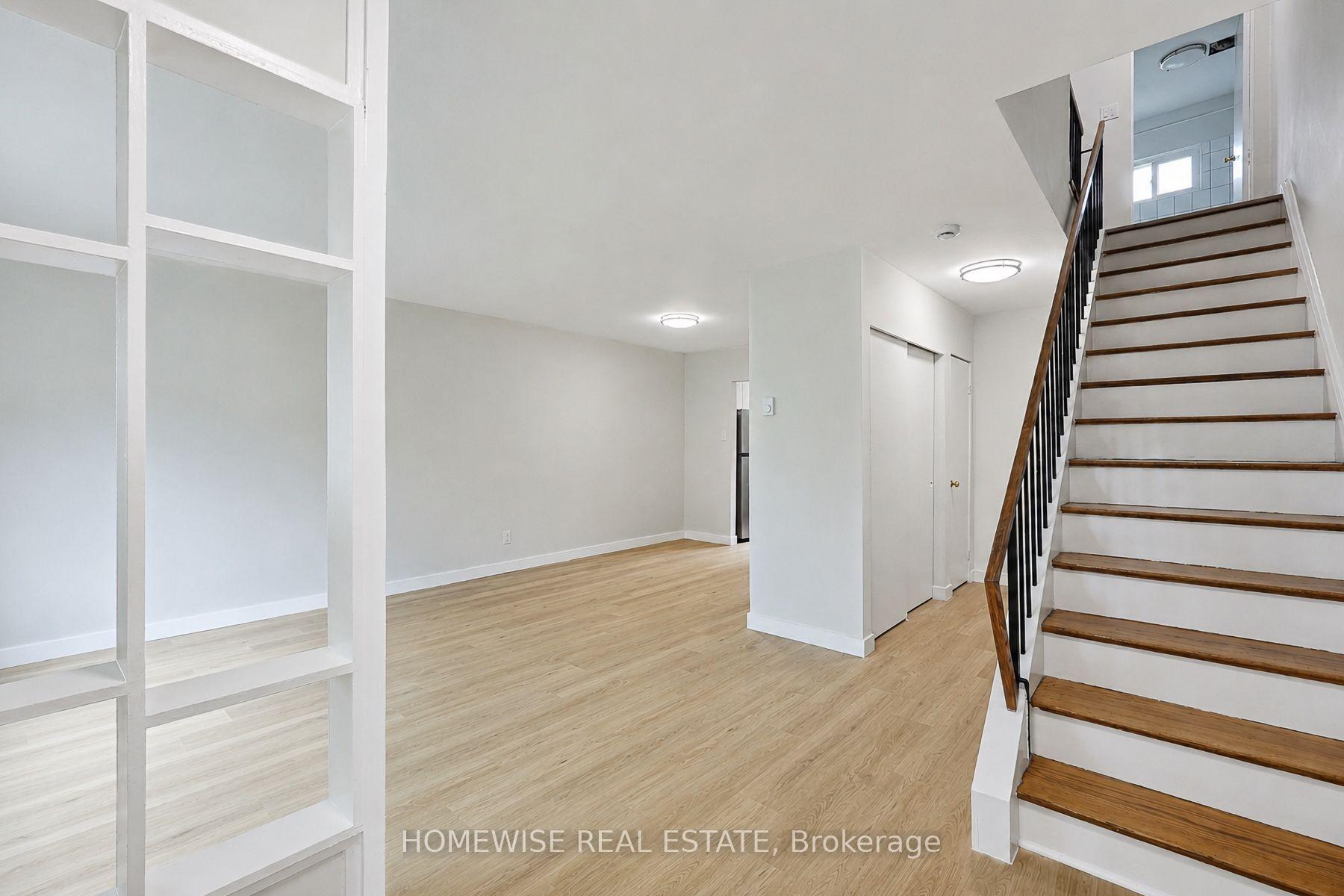 Photo 6 of Unit 72, 1350 Winding Trail, Mississauga, Applewood — HOMEH