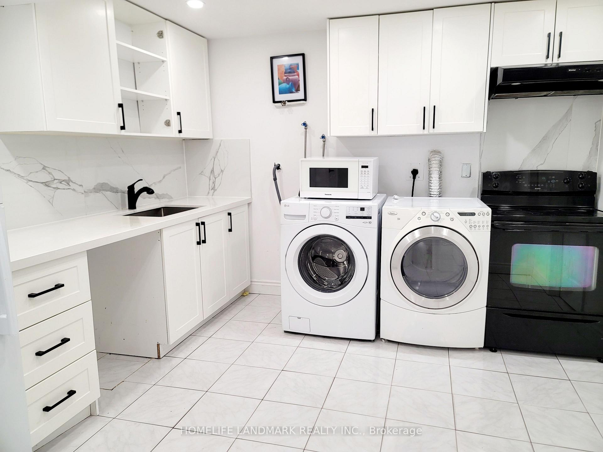 Photo 7 of Unit LOWER, 16 Mansfield Crescent, Whitby, Blue Grass Meadows — HOMEH