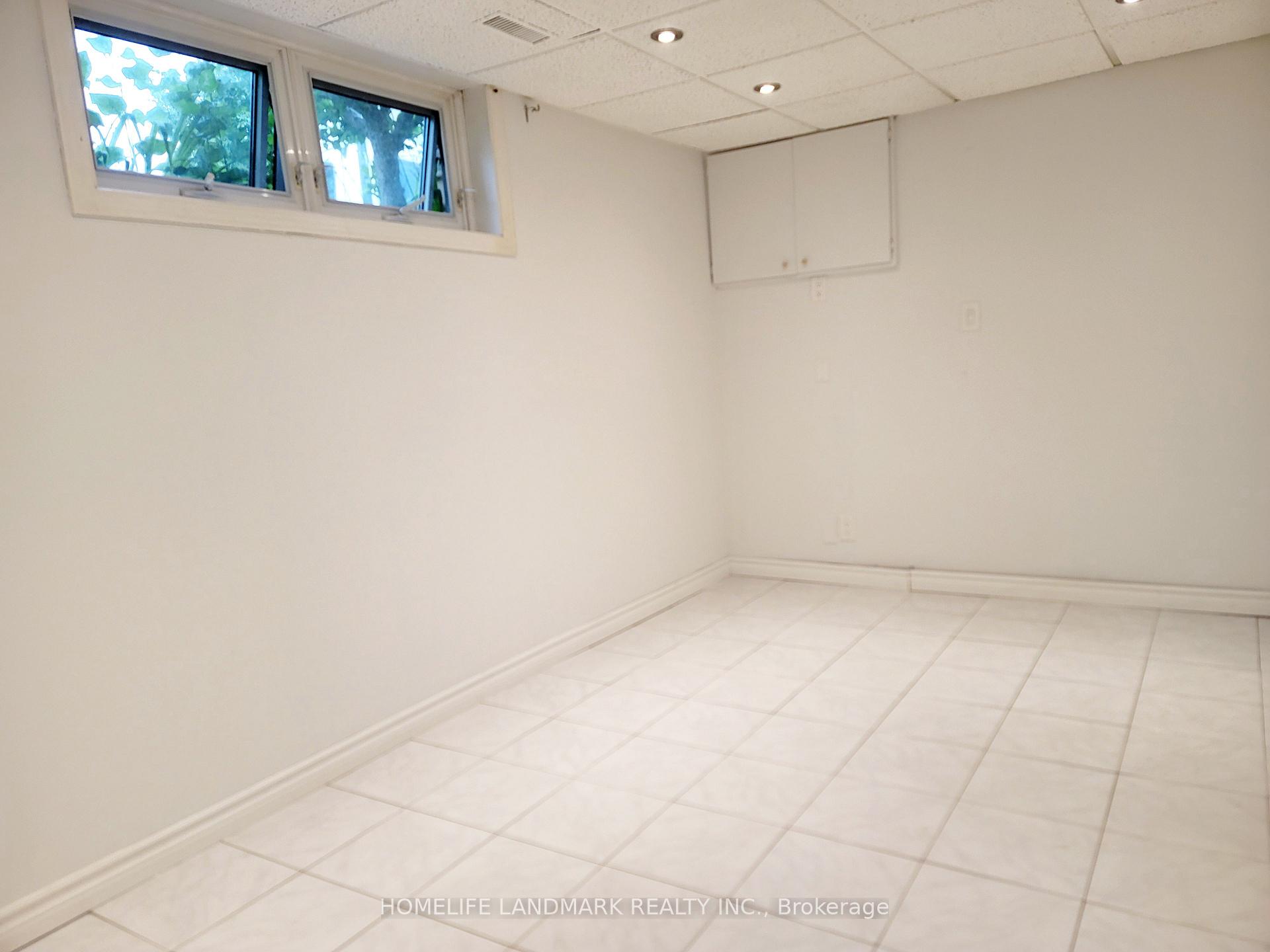 Photo 9 of Unit LOWER, 16 Mansfield Crescent, Whitby, Blue Grass Meadows — HOMEH