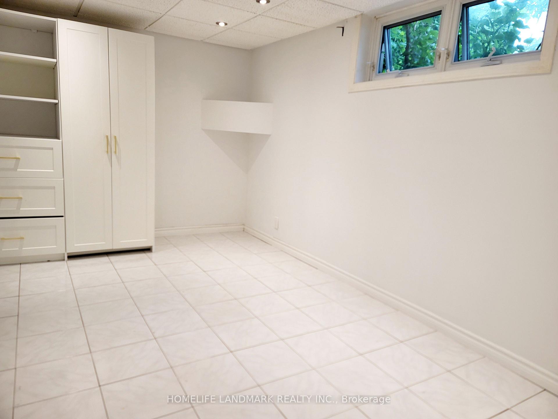 Photo 10 of Unit LOWER, 16 Mansfield Crescent, Whitby, Blue Grass Meadows — HOMEH