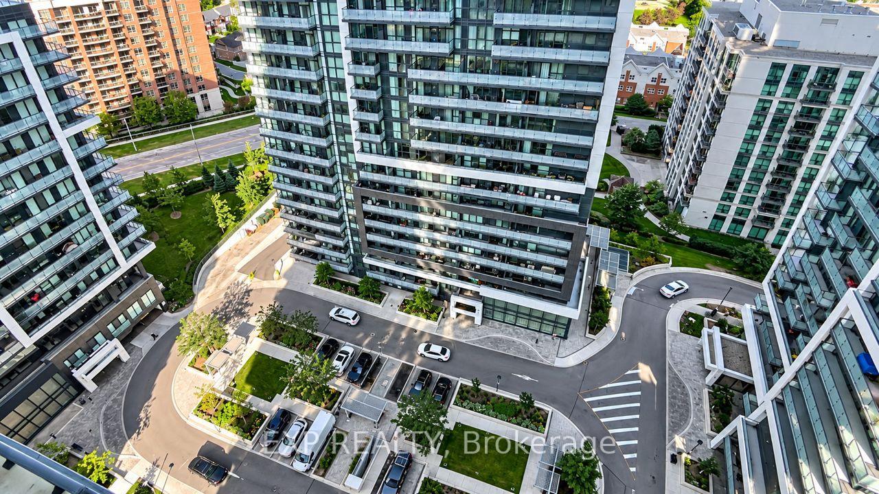 Photo 3 of Unit 2106, 95 Oneida Crescent, Richmond Hill, Langstaff — HOMEH