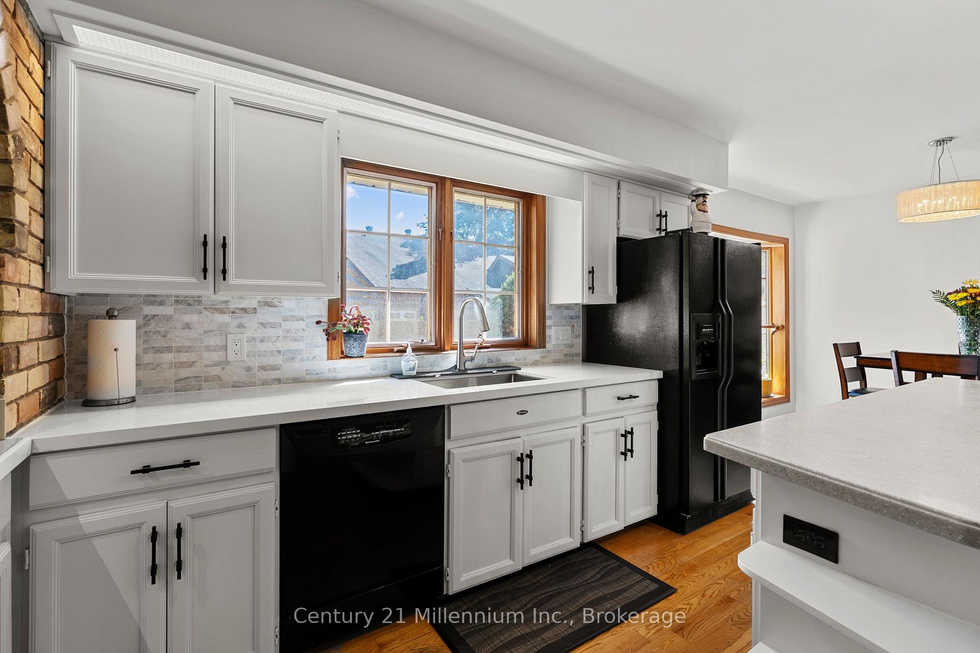 Photo 42 of 449 6th Avenue W, Owen Sound — HOMEH