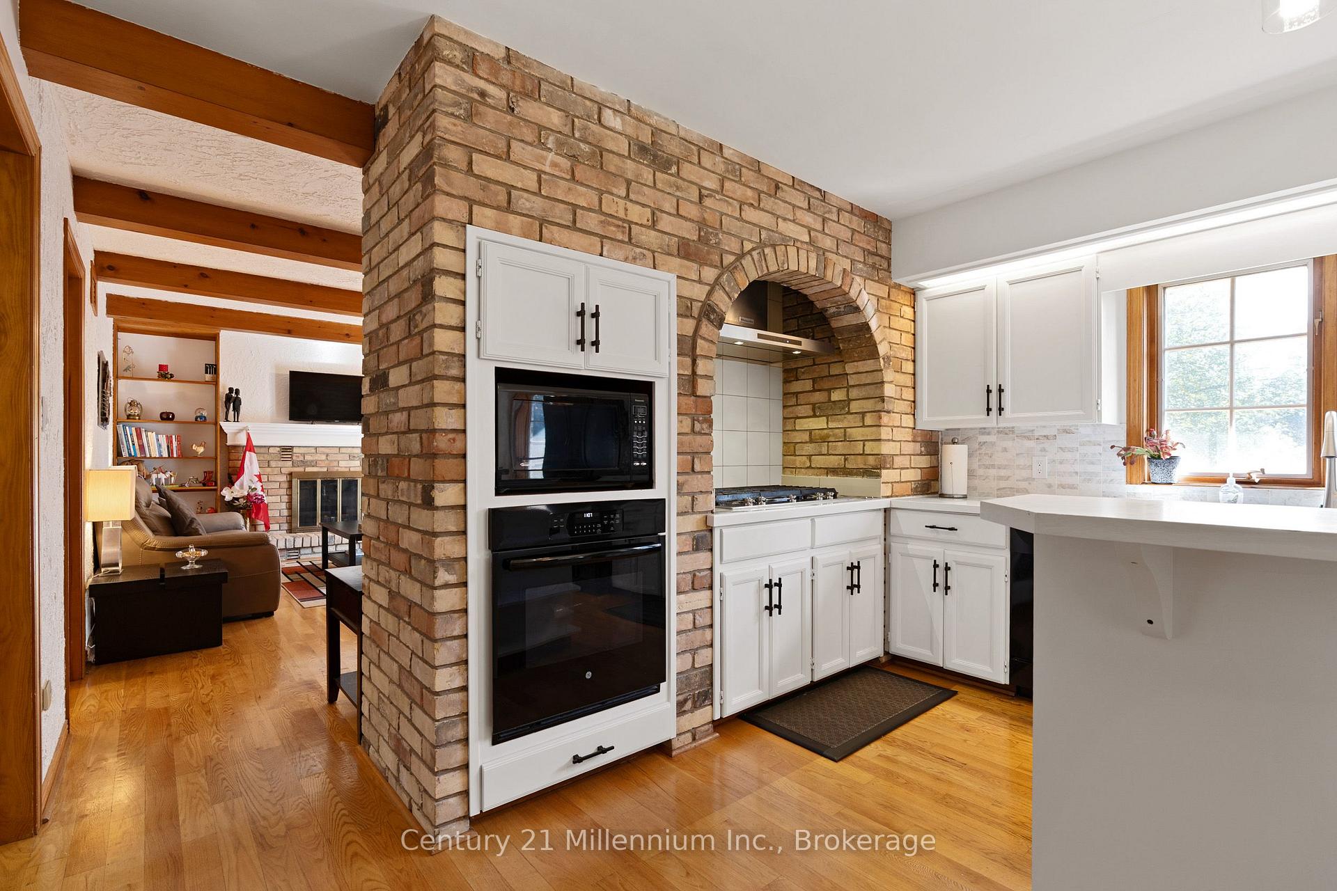 Photo 48 of 449 6th Avenue W, Owen Sound — HOMEH