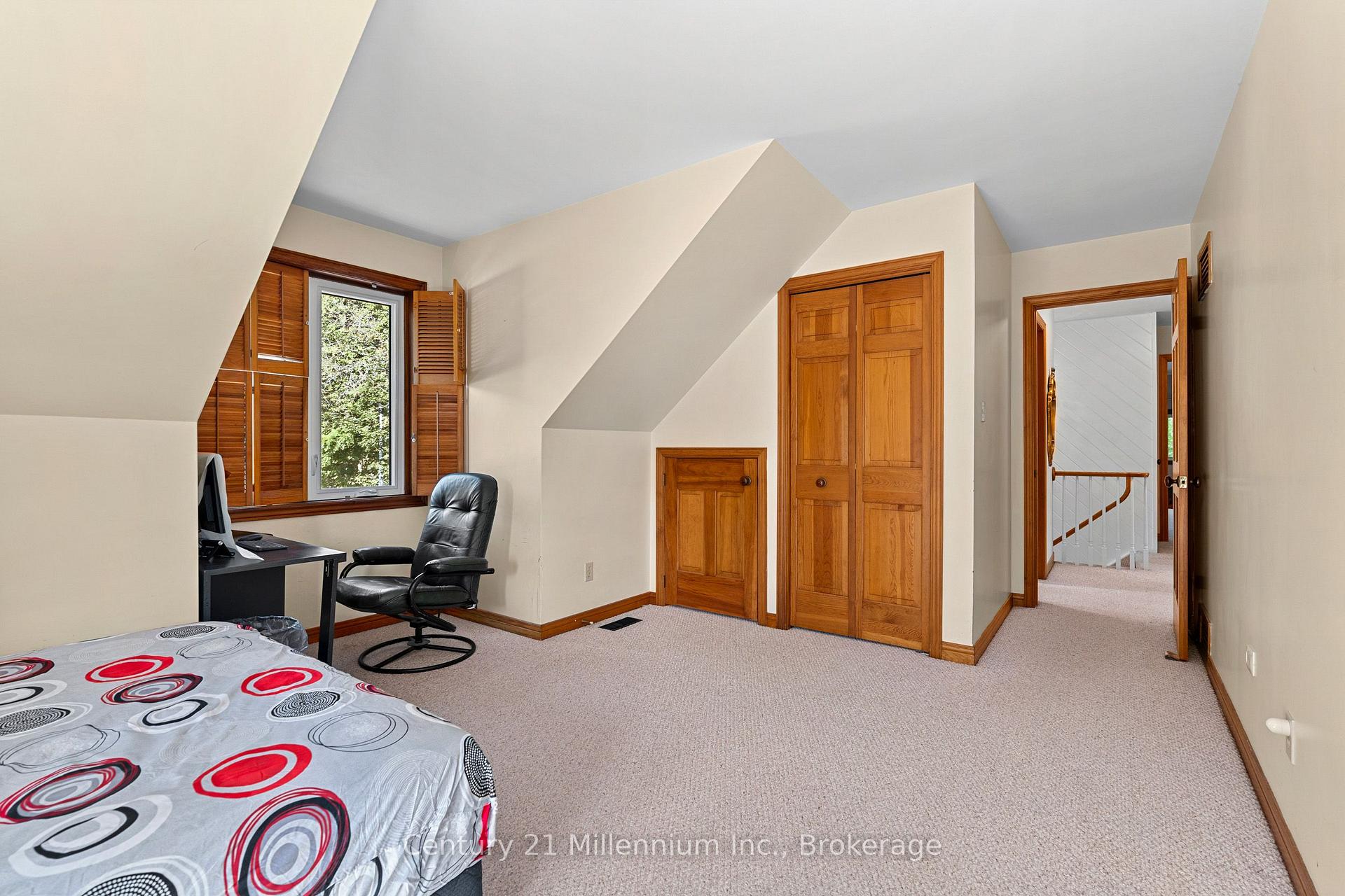 Photo 74 of 449 6th Avenue W, Owen Sound — HOMEH