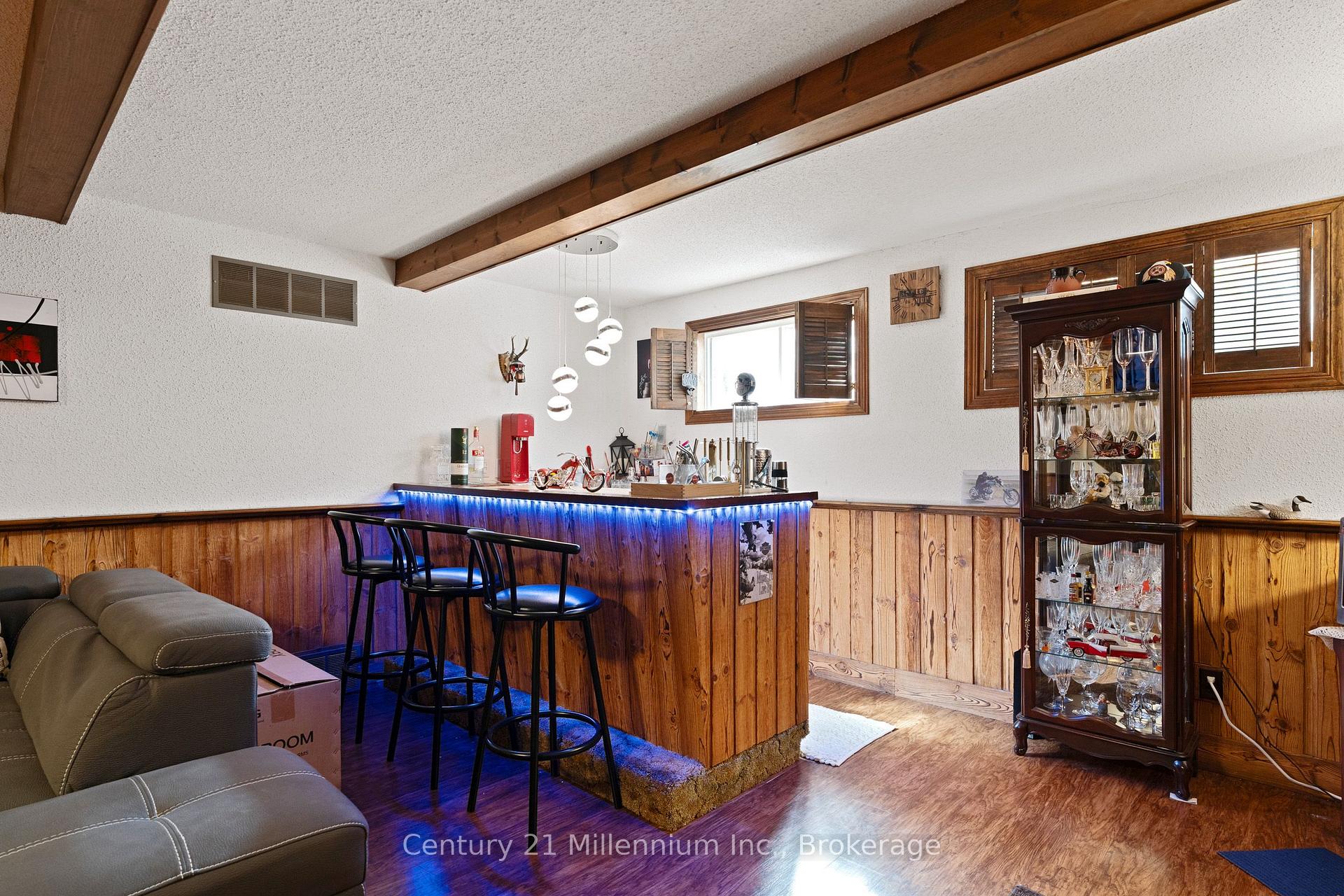 Photo 90 of 449 6th Avenue W, Owen Sound — HOMEH