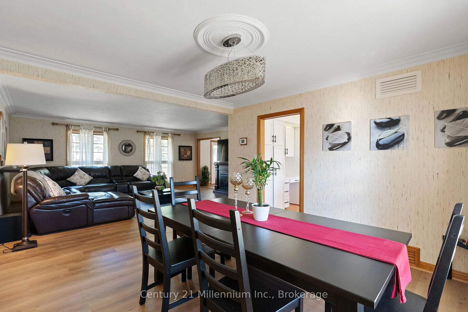 Photo 37 of 449 6th Avenue W, Owen Sound — HOMEH