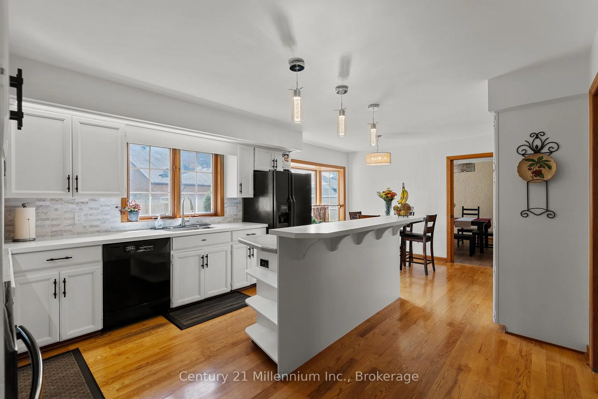 Photo 39 of 449 6th Avenue W, Owen Sound — HOMEH