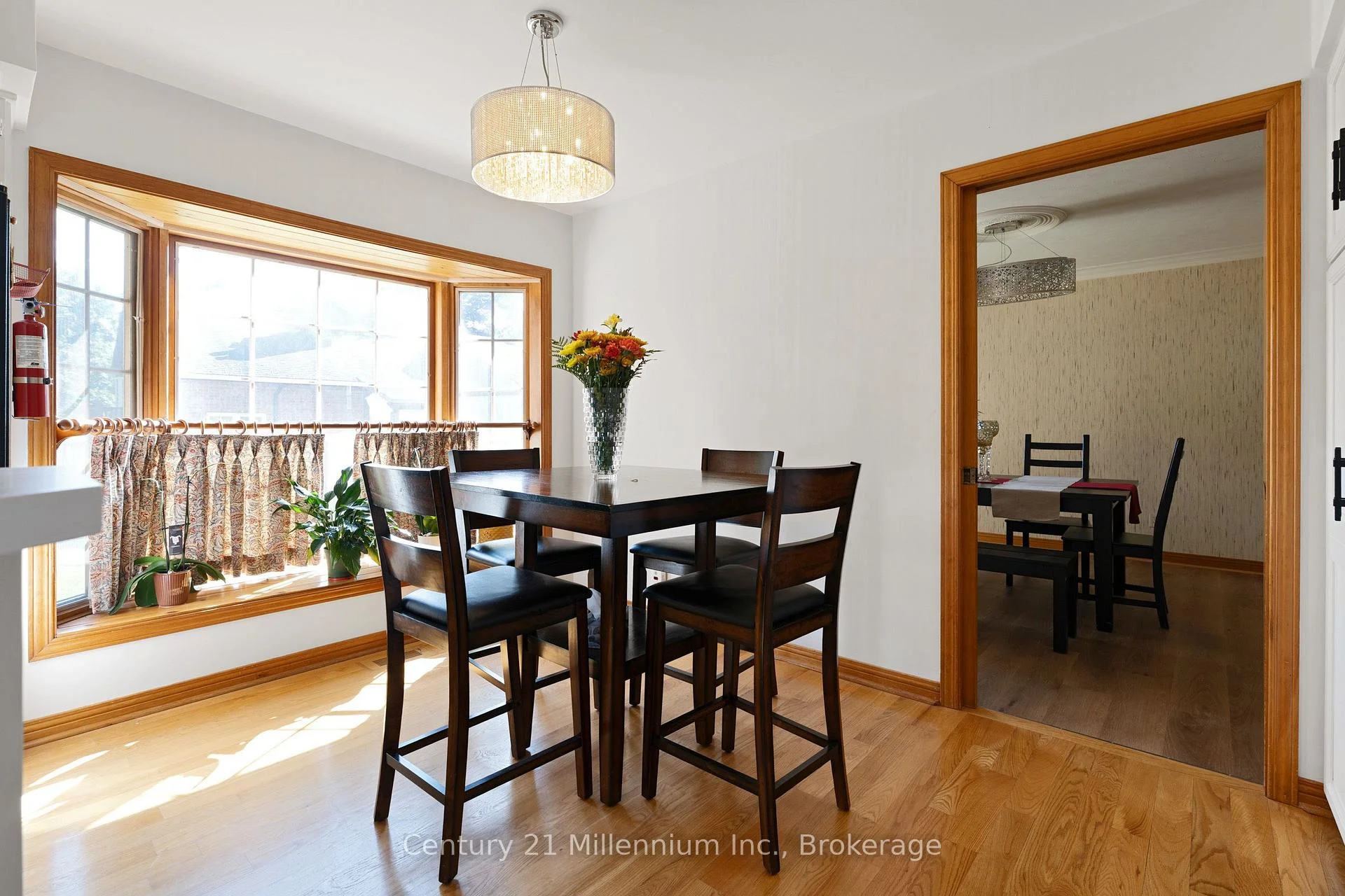 Photo 51 of 449 6th Avenue W, Owen Sound — HOMEH