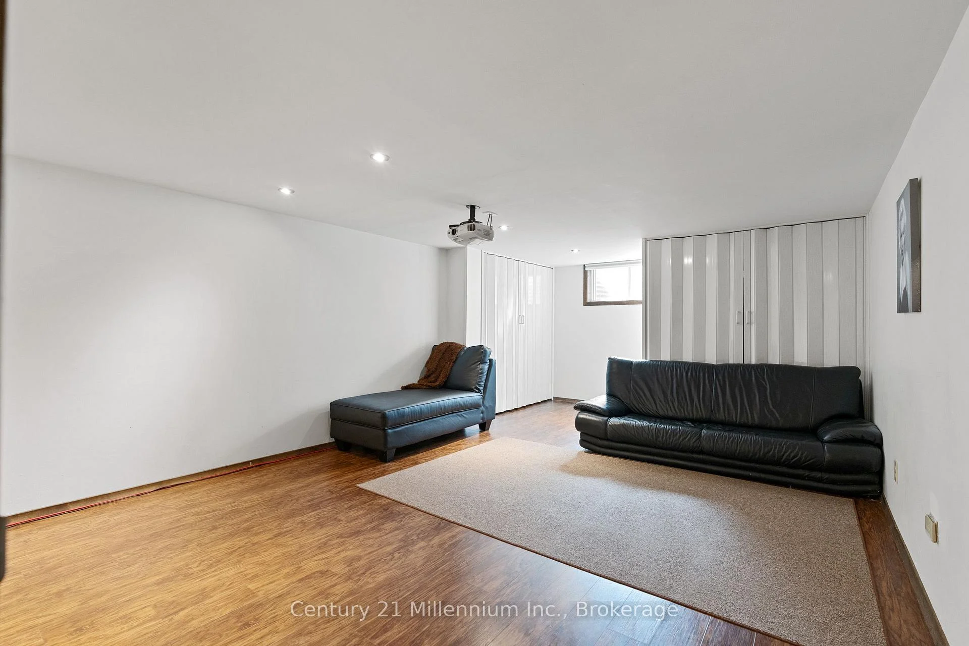 Photo 91 of 449 6th Avenue W, Owen Sound — HOMEH