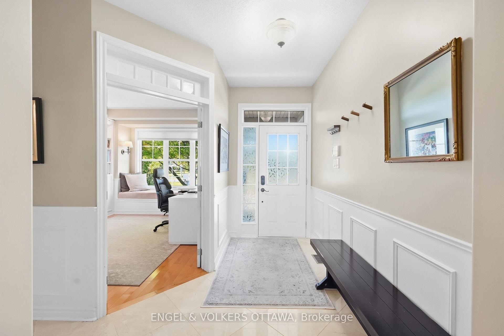 Photo 3 of 3534 Cambrian Road, Ottawa, Barrhaven - Half Moon Bay — HOMEH