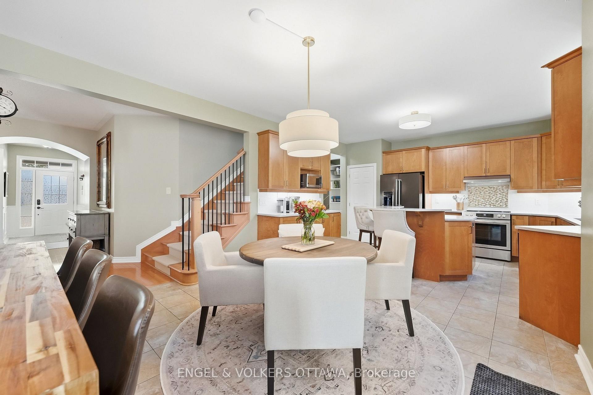 Photo 12 of 3534 Cambrian Road, Ottawa, Barrhaven - Half Moon Bay — HOMEH