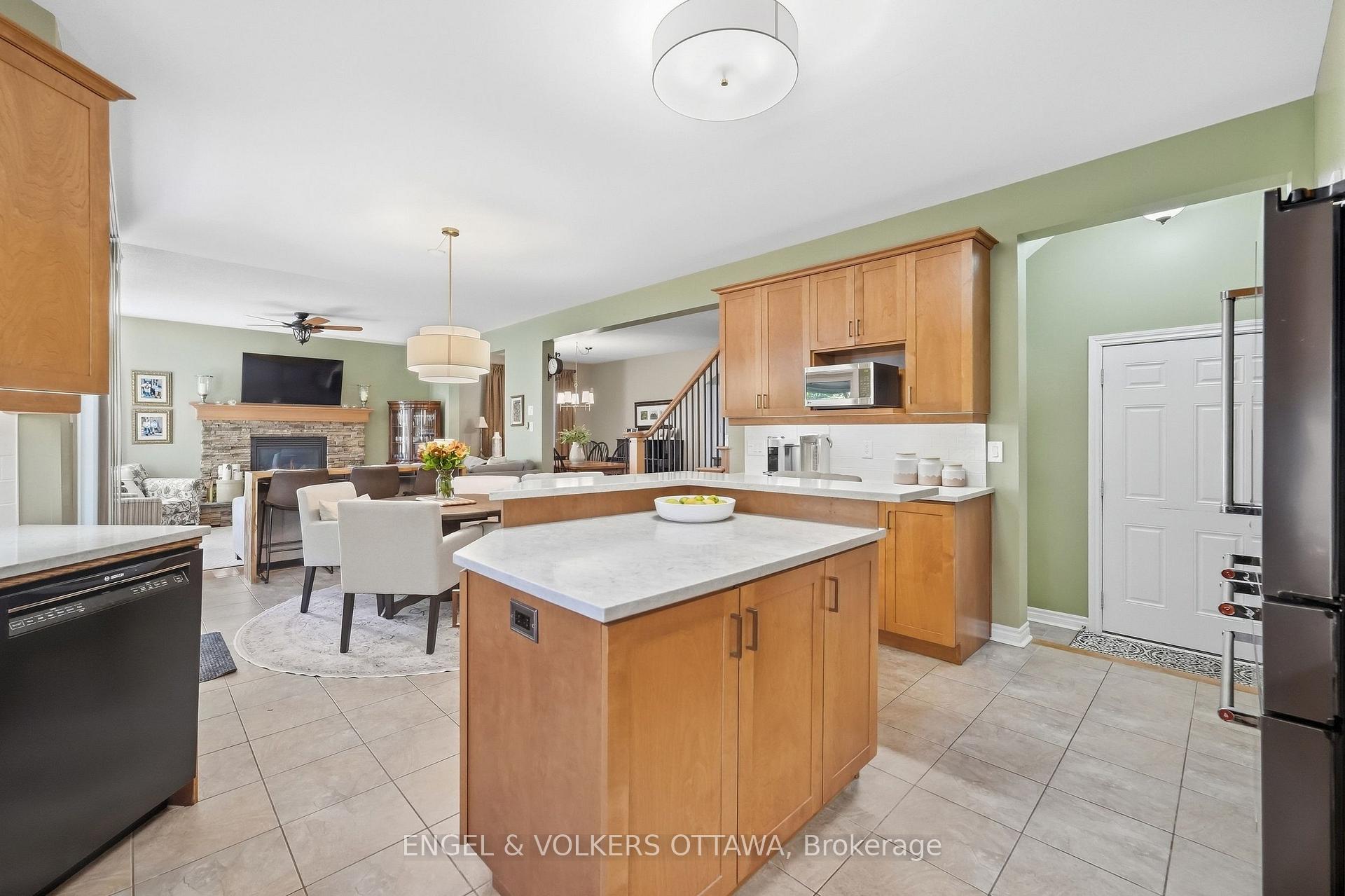Photo 19 of 3534 Cambrian Road, Ottawa, Barrhaven - Half Moon Bay — HOMEH