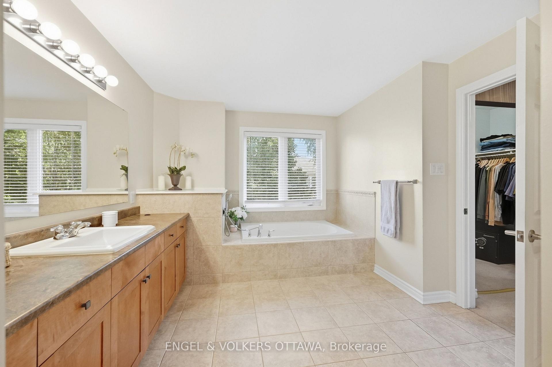 Photo 32 of 3534 Cambrian Road, Ottawa, Barrhaven - Half Moon Bay — HOMEH