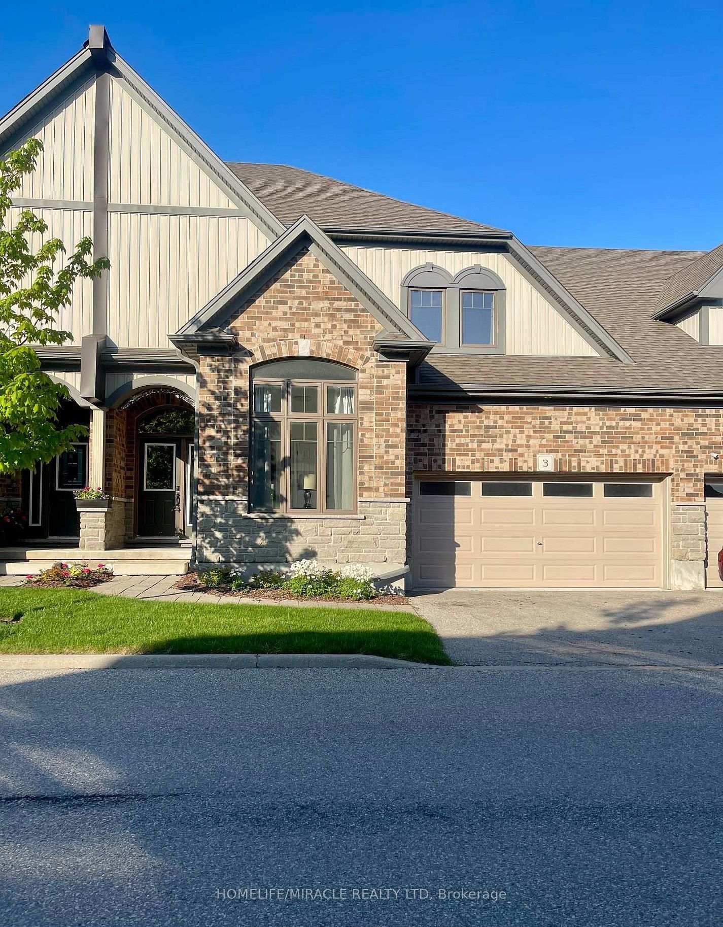 Photo 1 of Unit 3, 39 Kay Crescent, Guelph, Pineridge/Westminster Woods — HOMEH