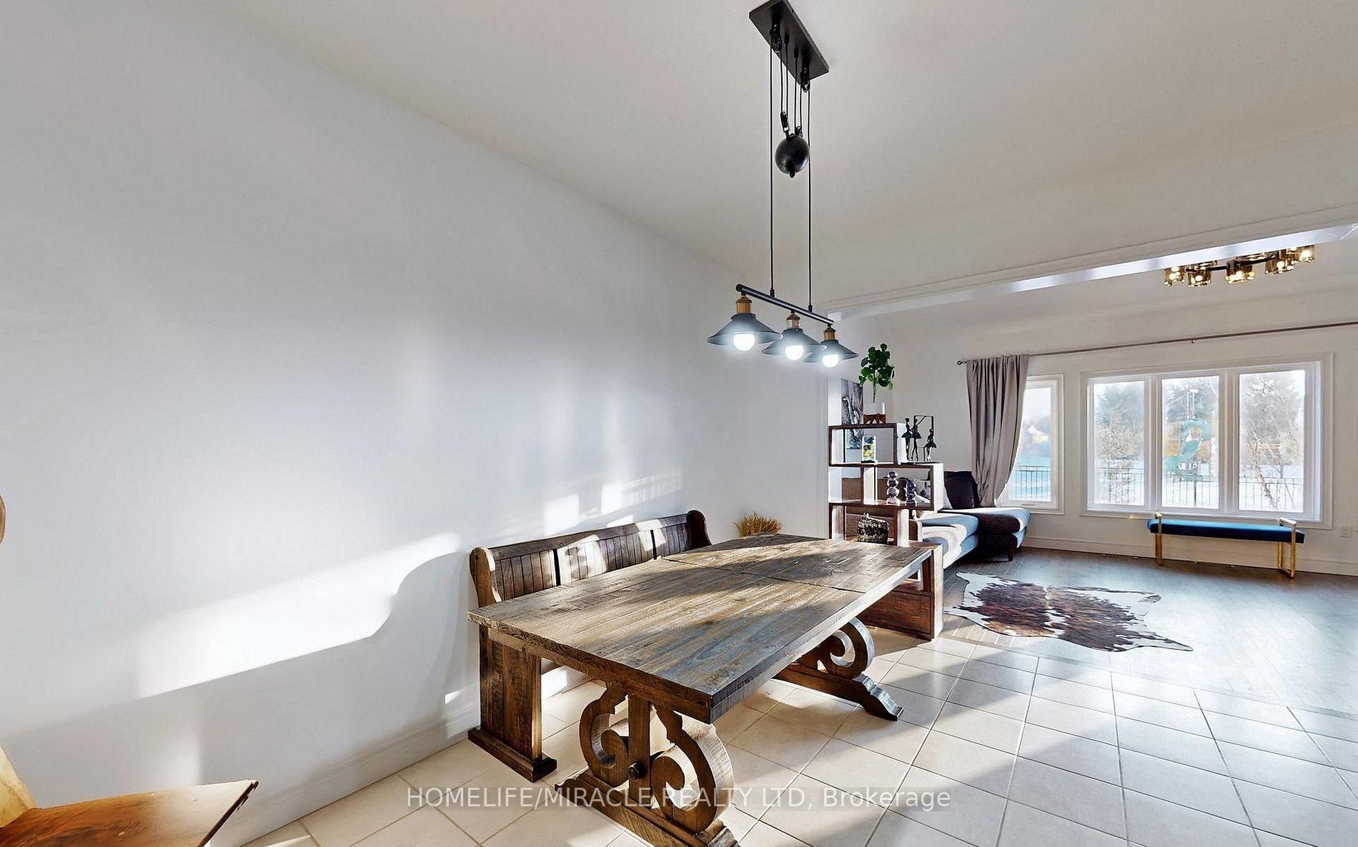 Photo 6 of Unit 3, 39 Kay Crescent, Guelph, Pineridge/Westminster Woods — HOMEH