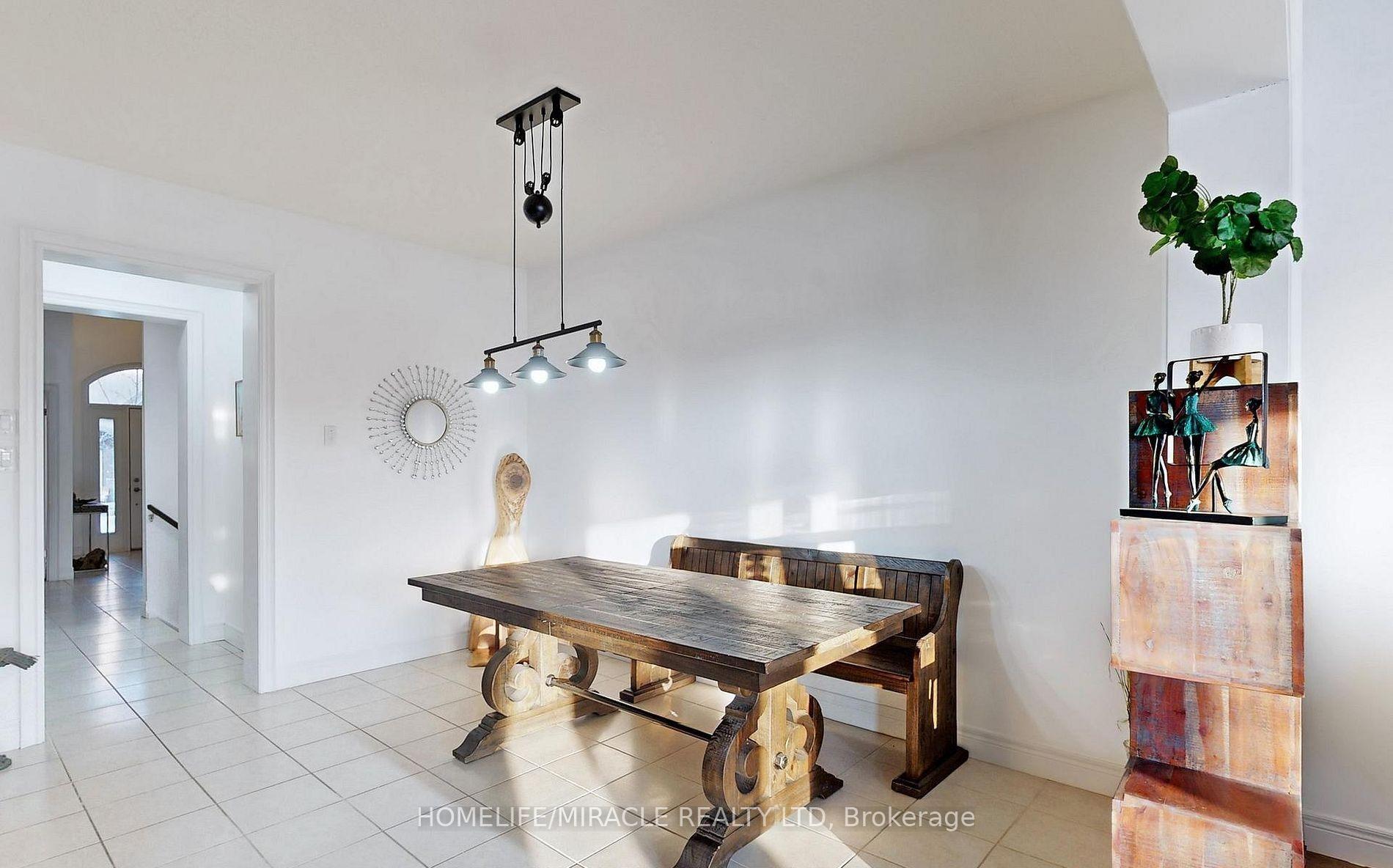 Photo 24 of Unit 3, 39 Kay Crescent, Guelph, Pineridge/Westminster Woods — HOMEH