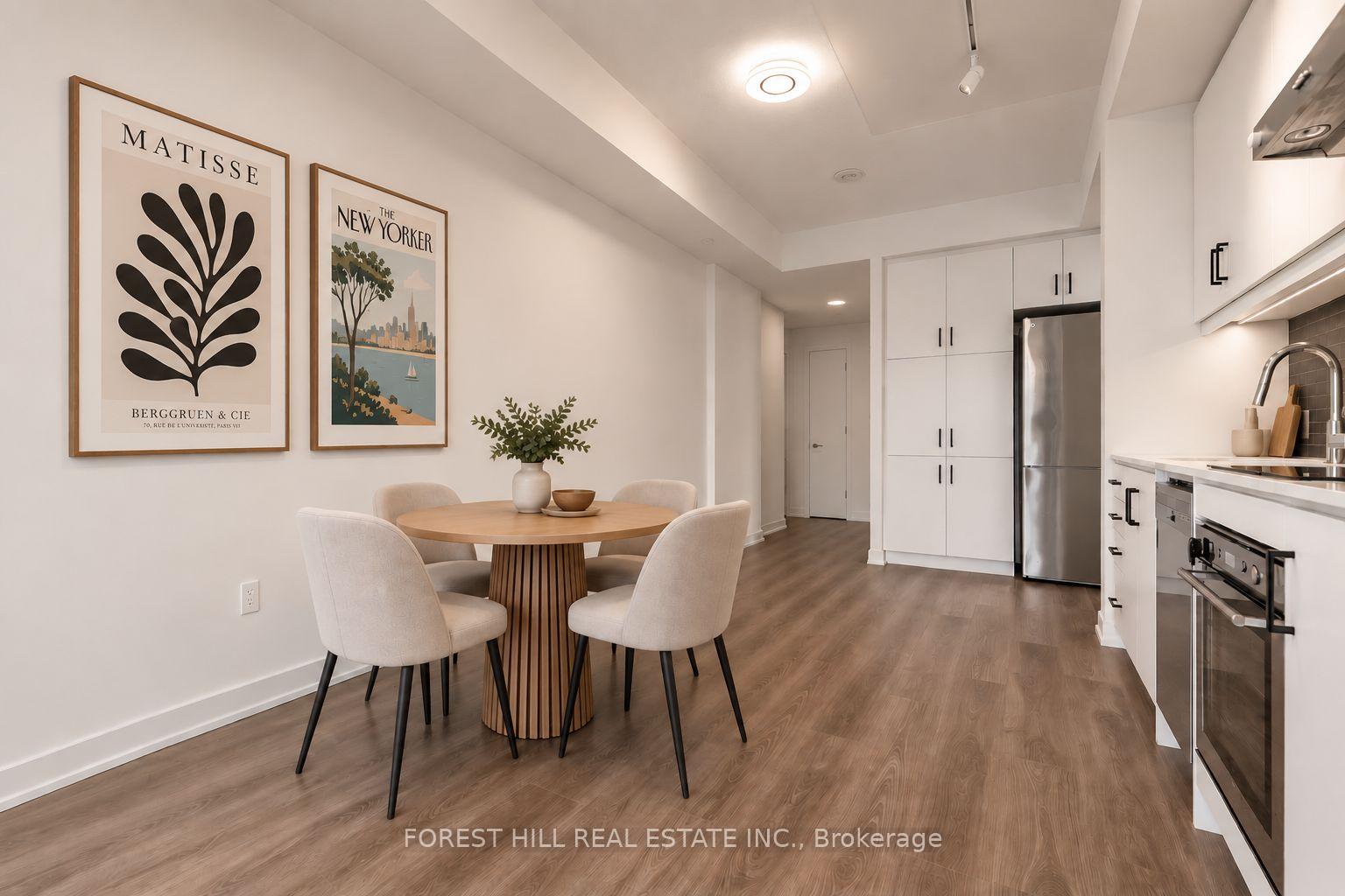 Photo 4 of Unit 807, 9 Tecumseth Street, Toronto, Niagara — HOMEH