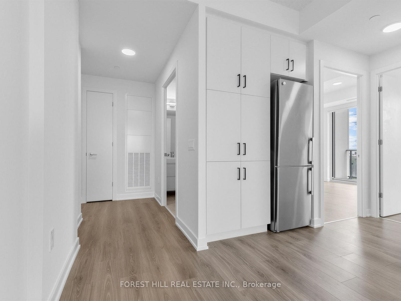 Photo 19 of Unit 807, 9 Tecumseth Street, Toronto, Niagara — HOMEH