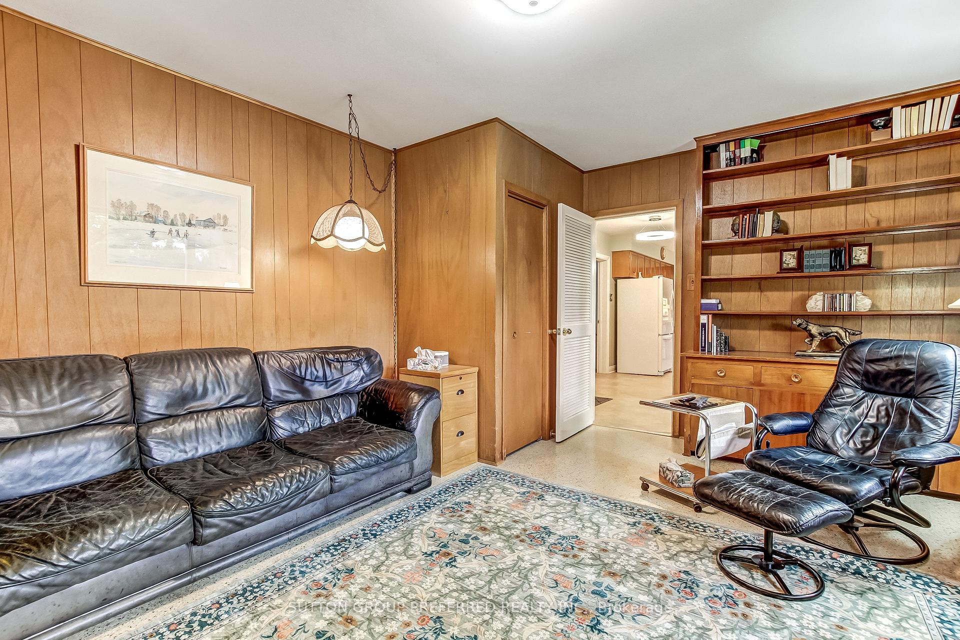Photo 12 of 603 Commissioners Road E, London, South P — HOMEH